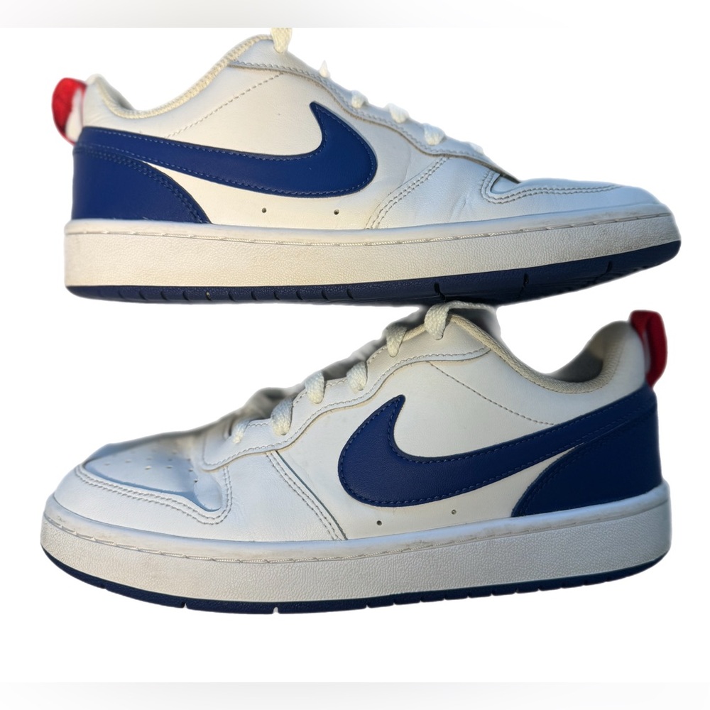 Nike Boys Court Borough  White Blue Running Sneakers Size 6.5Y / women 8 US